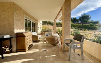Уютная квартира с большой террасой в Sierra Altea Golf.